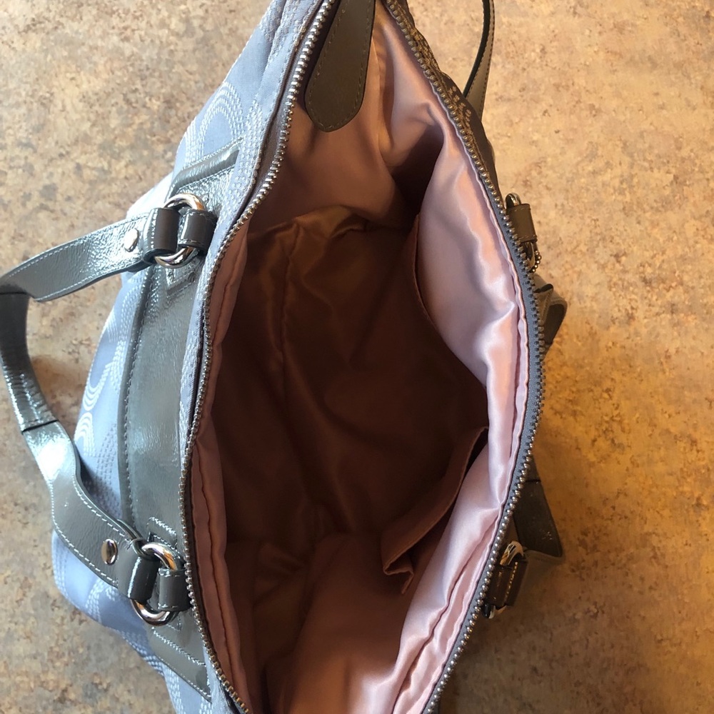 Authentic coach Ashley Dotted OpArt Gray Shoulder Bag. Spotless!! - Picture 9 of 9